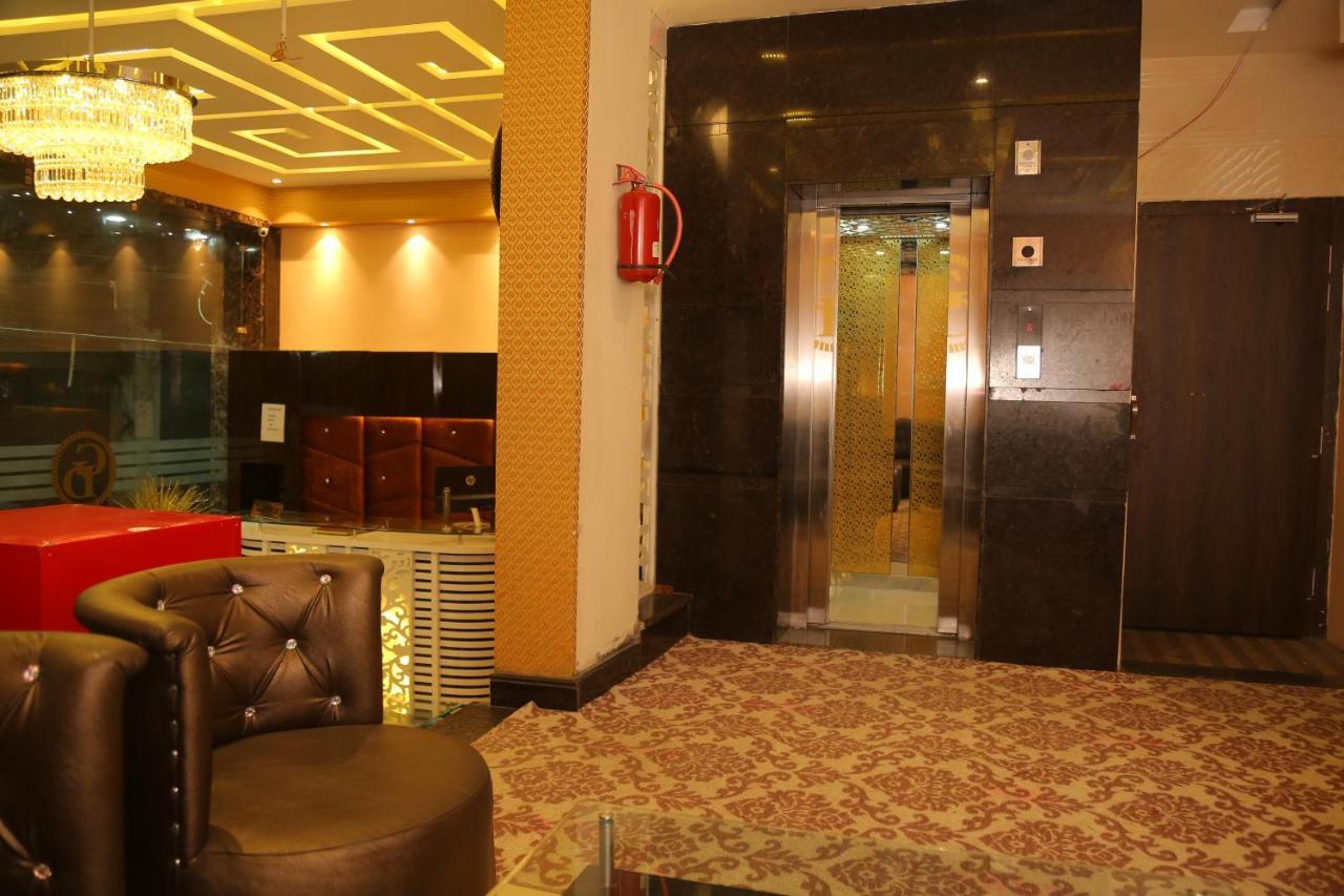 Hotel Golden Dreams Amritsar Exterior photo