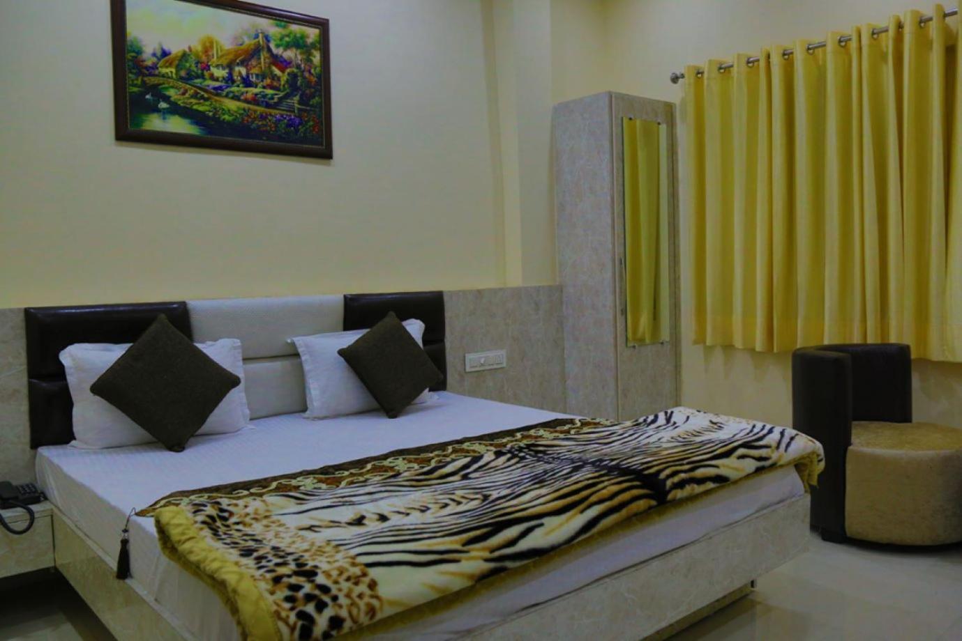 Hotel Golden Dreams Amritsar Exterior photo
